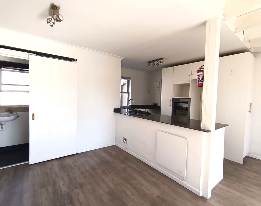 To Let 2 Bedroom Property for Rent in Gardens Western Cape
